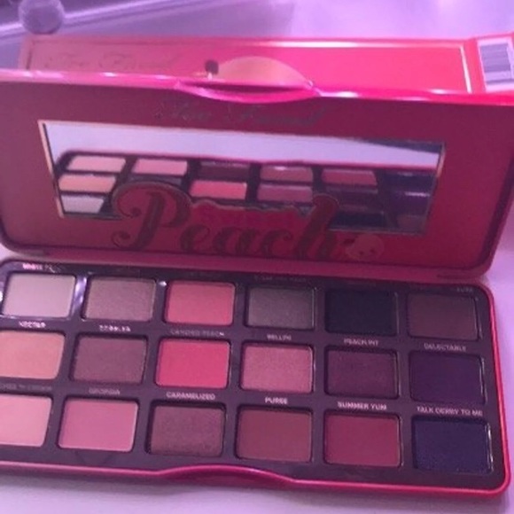 TOO FACED PALLETS BUNDLE - Picture 3 of 6